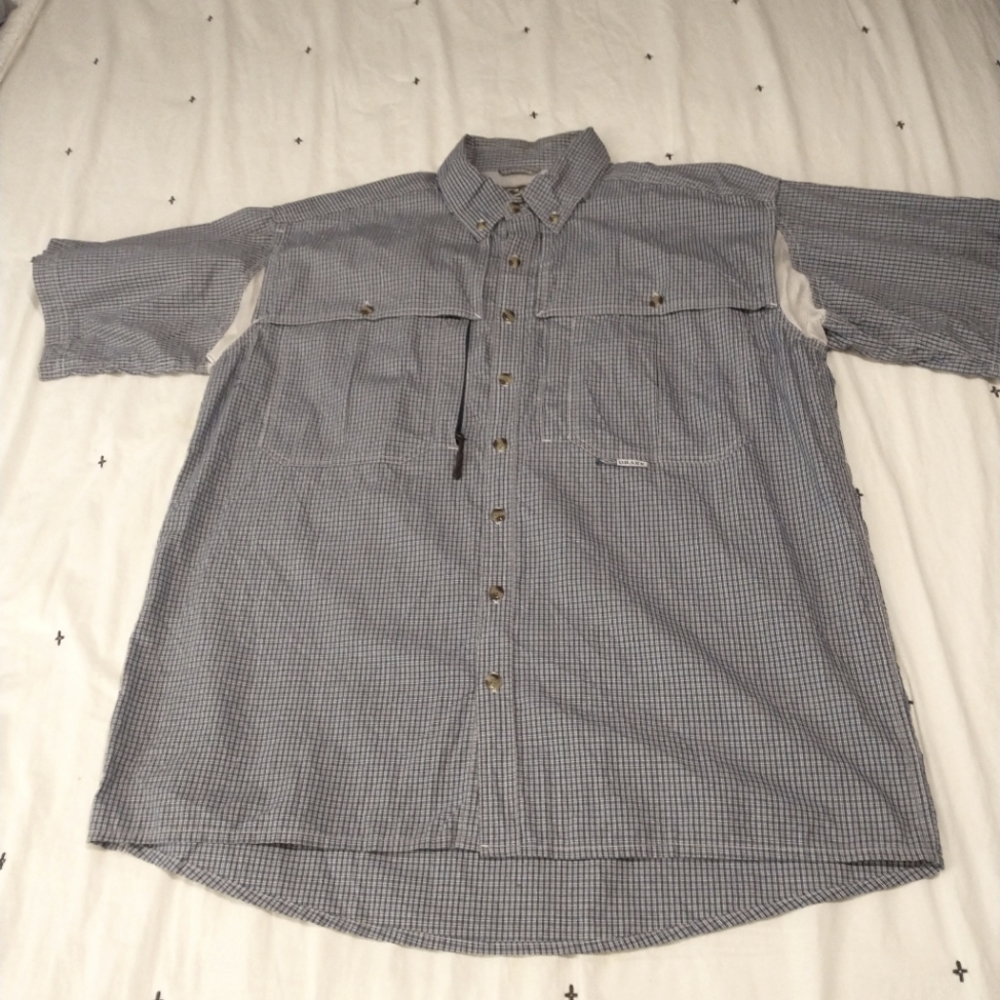 Men's short sleeve button down shirt by Drake size m